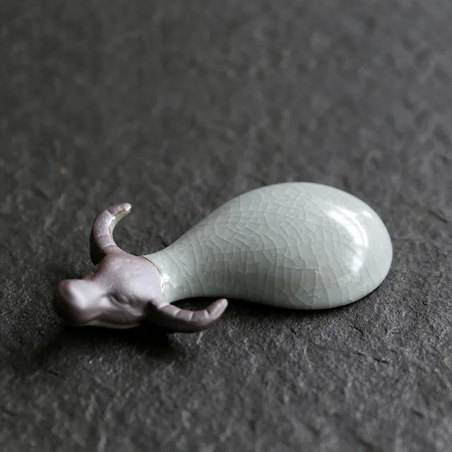 Creativity Ceramics Tea Pet Rabbit Cow Model Statue Ornaments Animal Tea Figurine Chinese Tea Decoration Accessories Crafts