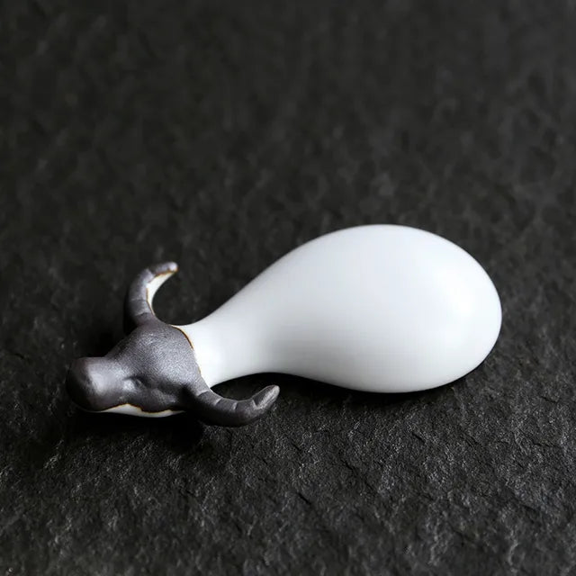 Creativity Ceramics Tea Pet Rabbit Cow Model Statue Ornaments Animal Tea Figurine Chinese Tea Decoration Accessories Crafts