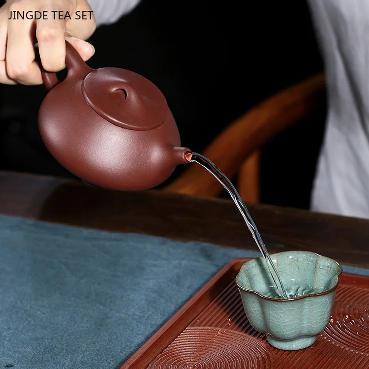 Handmade Yixing Purple Clay Tea Infuser Tradition Stone Scoop Filter Teapot Chinese Zisha Beauty Tea Set Custom Tea Accessories